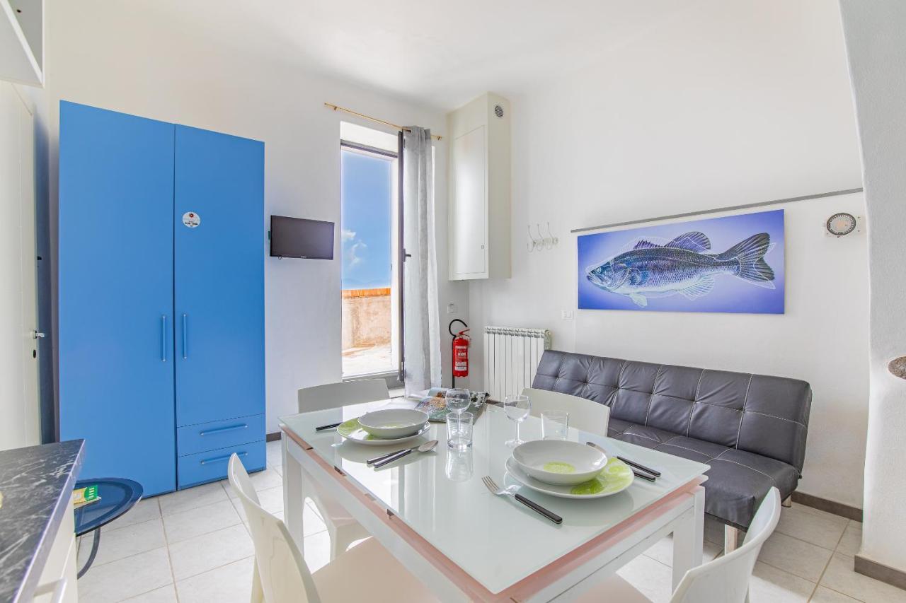Pepita Apartment , Big Window To The Sea مانارولا المظهر الخارجي الصورة